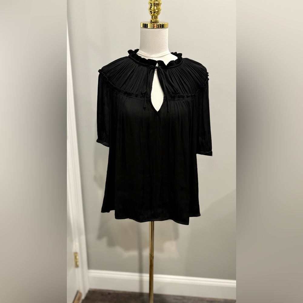 GAP Black Pleated Women's Blouse